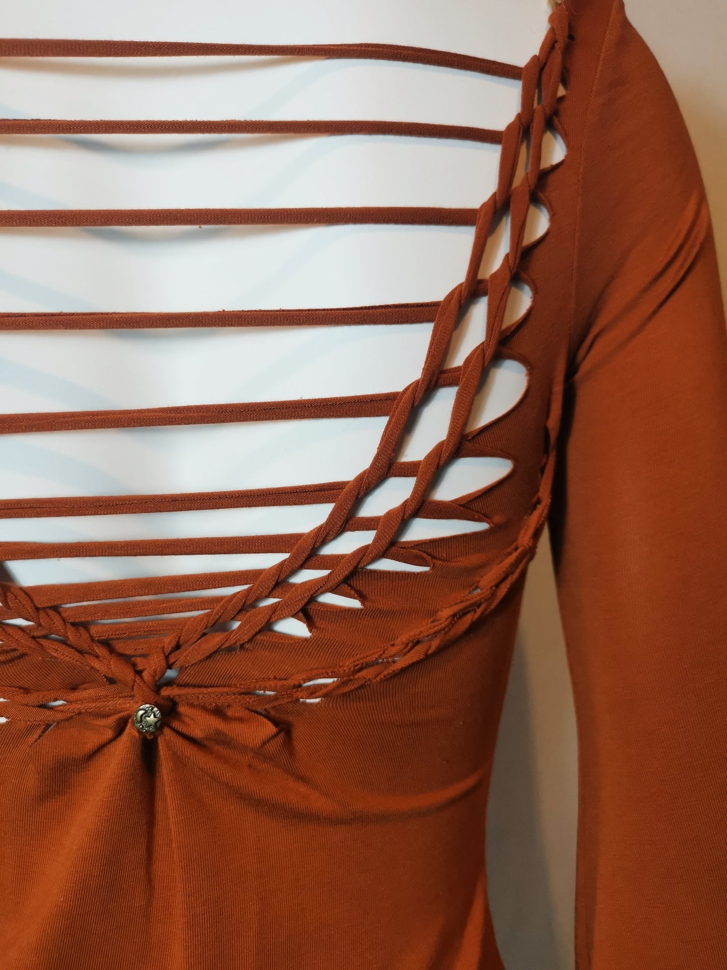 Magic Bell Sleeve Top ~ Small ~ Rust
